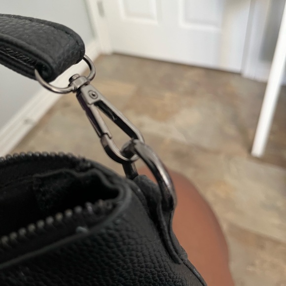 Faux Leather Tote Bag - Picture 6 of 11